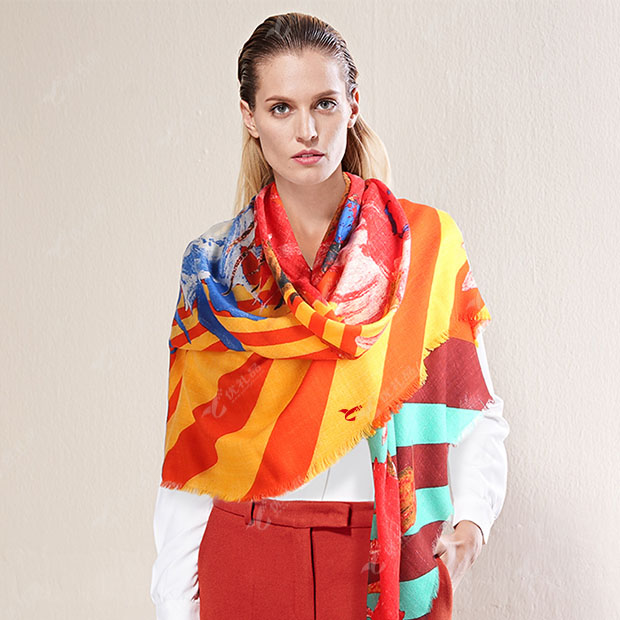 优礼品推荐NO.4：宝石蝶秋冬羊毛围巾