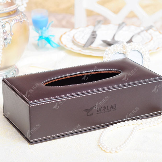 长方形皮质纸巾盒