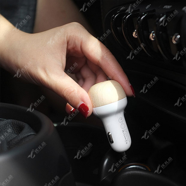 开了出品 蘑菇实木车充 