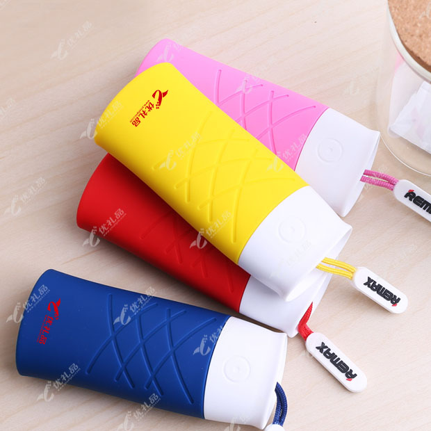 REMAX小鱼5000m毫安移动电源