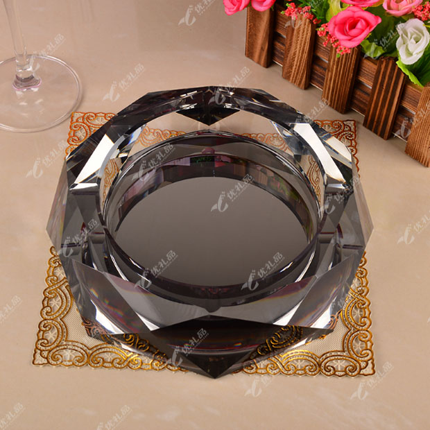 水晶车载烟灰缸