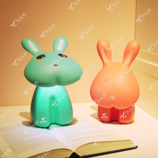 儿童可爱 给力兔子台灯