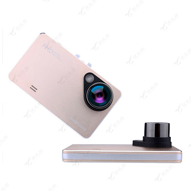 最新第一现场A-810汽车行车记录仪