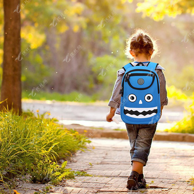 防水环保潜水料儿童汽车双肩包