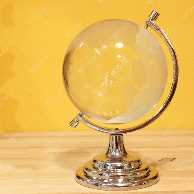 水晶地球仪