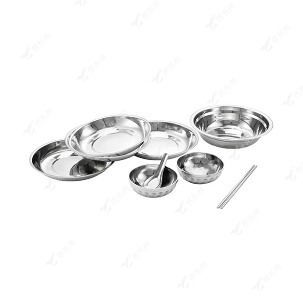 里萨厨房用具十一件