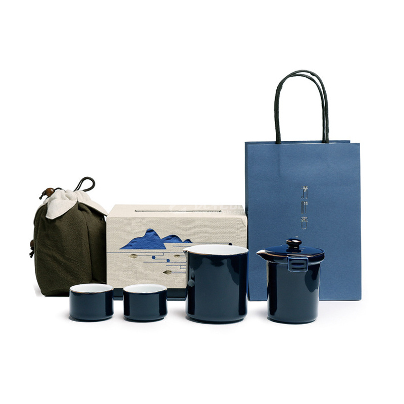 清畔客一壶两杯