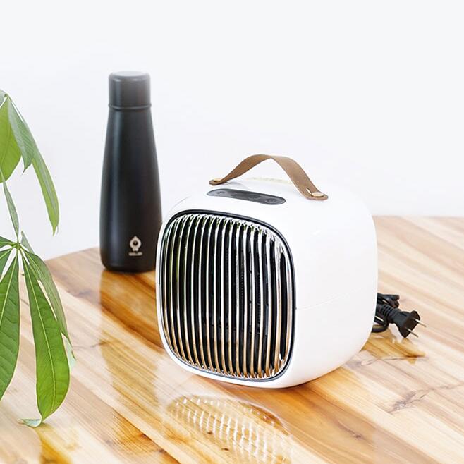 三板斧迷你智能暖风机