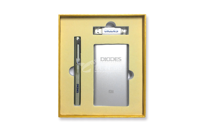 时尚商務禮品5000mah移動電源8GBS手机两用U盤商务筆套装定制_2