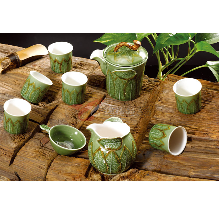 新绿釉浮雕叶直如意壶直身杯10头茶具组