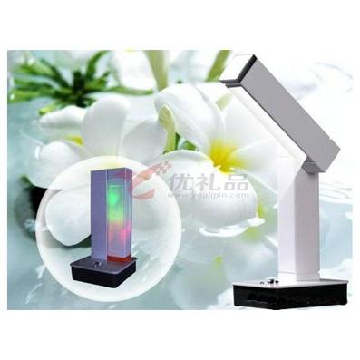 太阳能充电式护眼台灯定制