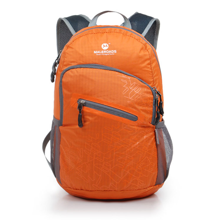 新款旅行背包/户外登山包/女款超轻双肩包/防泼水休闲折叠包