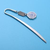 中国风青花吊盘书签