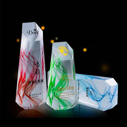 免费刻字创意魔方水晶奖杯   定制