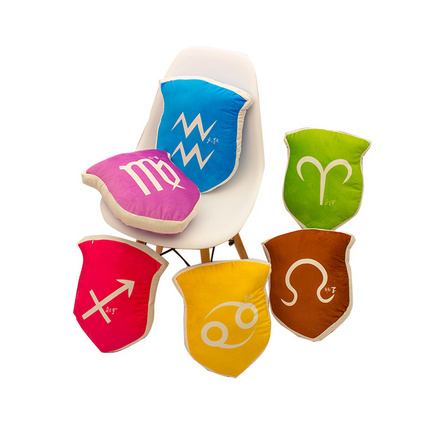 星座盾牌抱枕加工定制 数码印花特色家居靠垫定制