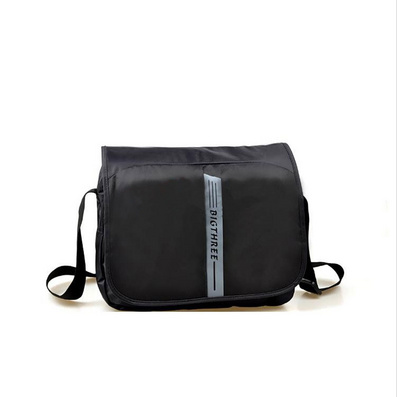 Fashionable Leisure Messenger Bag Sports Messenger Bag for Men and Women