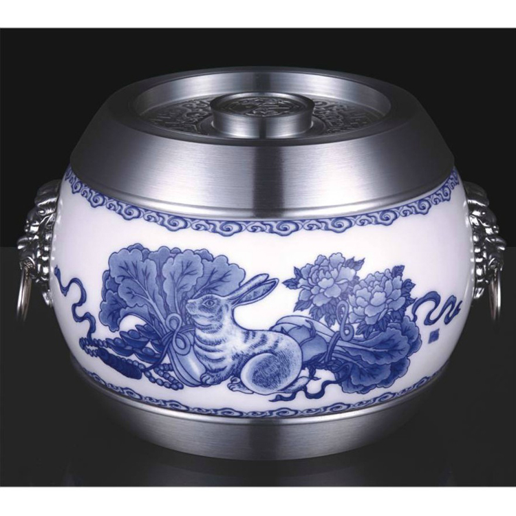 Chinese Style Ceramic Jar