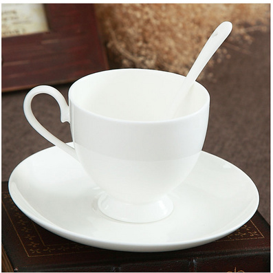 Heat Resistant Ceramic Coffee Cup with Saucer