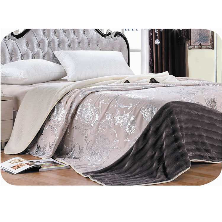 Luxury Blanket and Comforter Sets